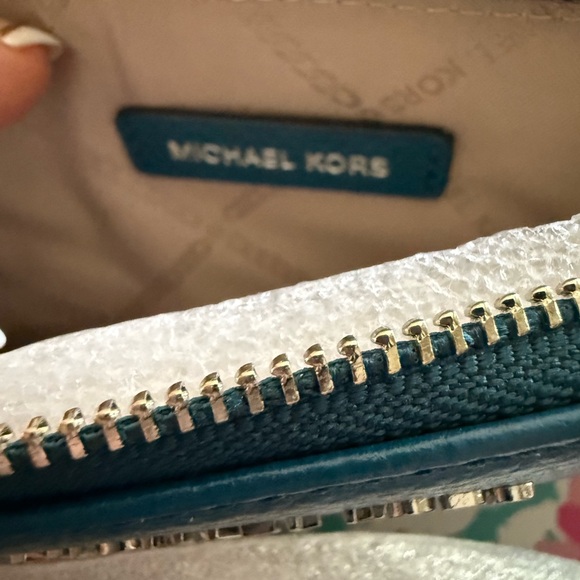 BNWT 🌟 👜 Michael Kors Jet Set Medium Wristlet – Dark Mountain - Picture 5 of 8